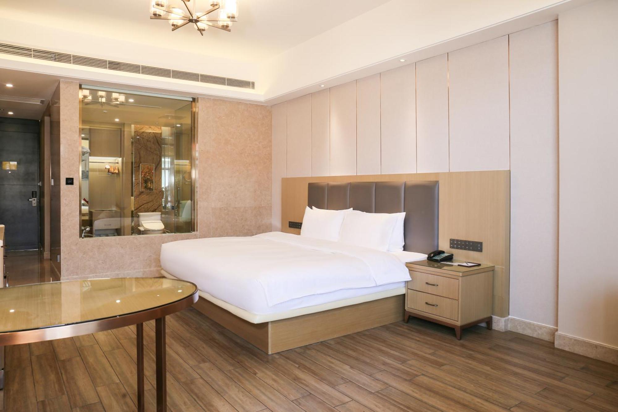 Wanda Realm Xiamen North Bay Hotel Exterior photo